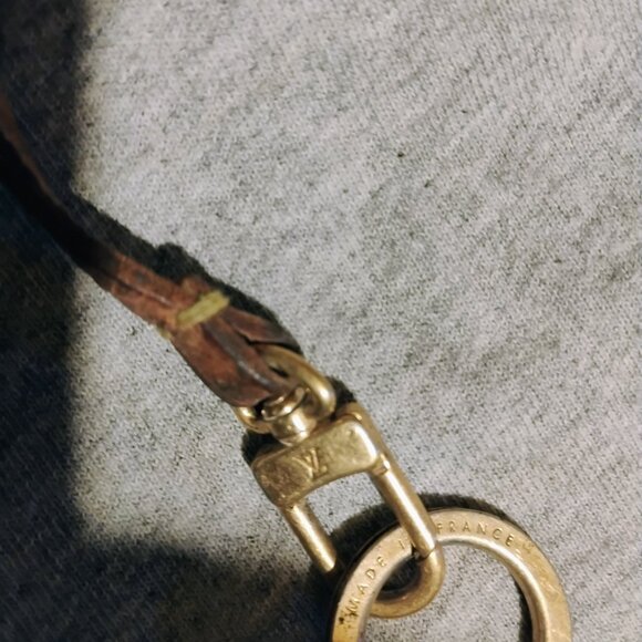 Louis Vuitton charm/ keyring - Picture 5 of 7
